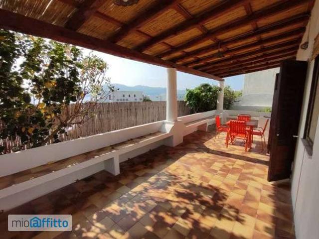 Villa arredata Lingua