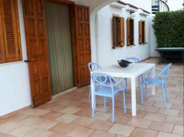Villa arredata Ostuni costa