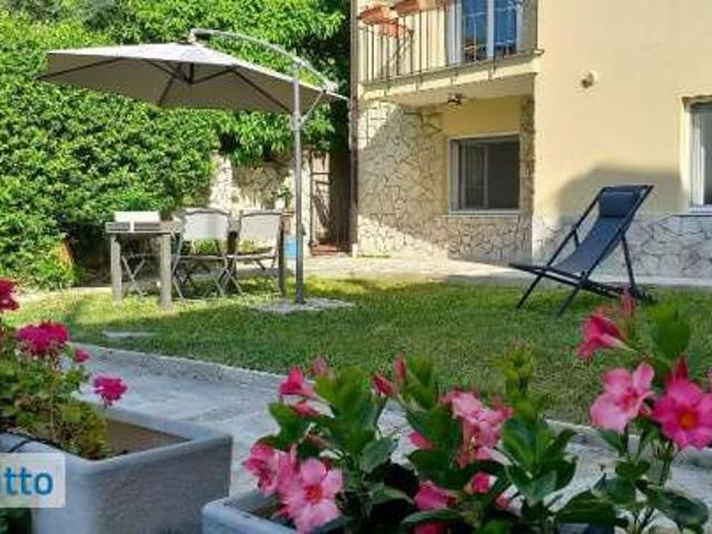 Villa arredata Savona