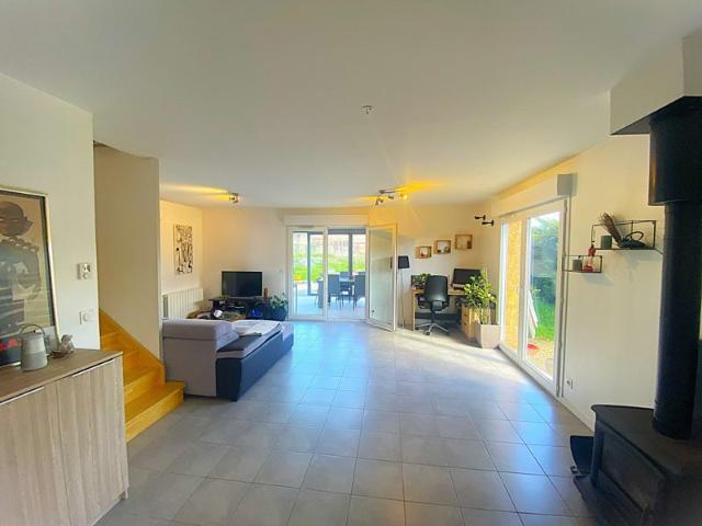 VILLA AU CALME TRES PROCHE CENTRE VILLE A PIED