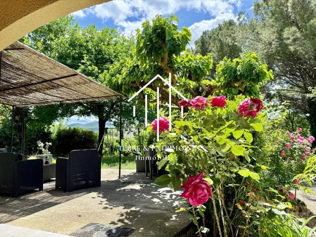 Villa au calme Sud Ardèche