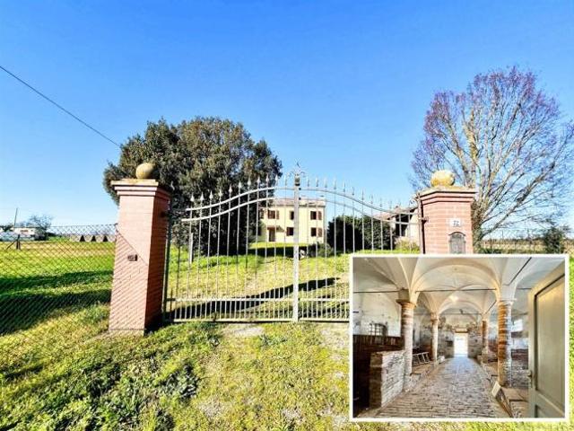 Villa Augusta, Via Valeria 74 Alfonsine
