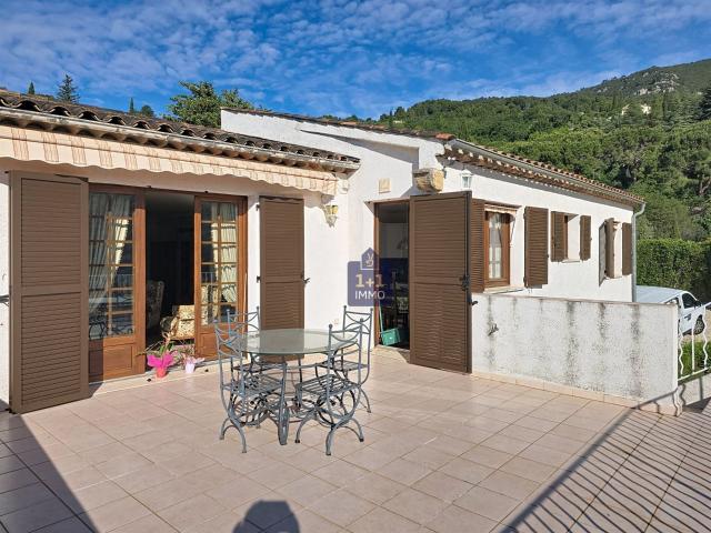 Villa avec magnifique vue dégagée 178m² Seillans