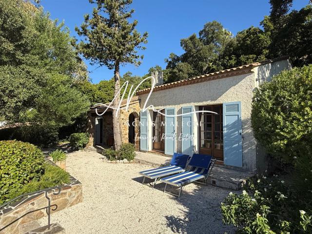 Villa avec Belle Vue Mer et Collines au grand Calme ! 80m² Cavalaire sur Mer