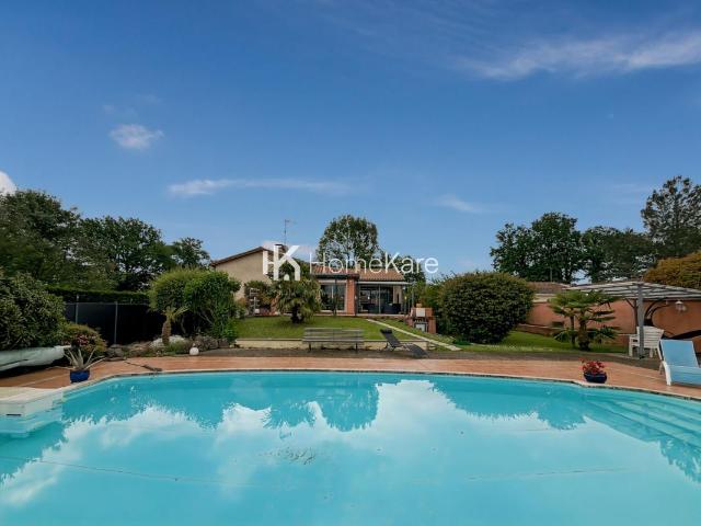 Villa avec dépendance