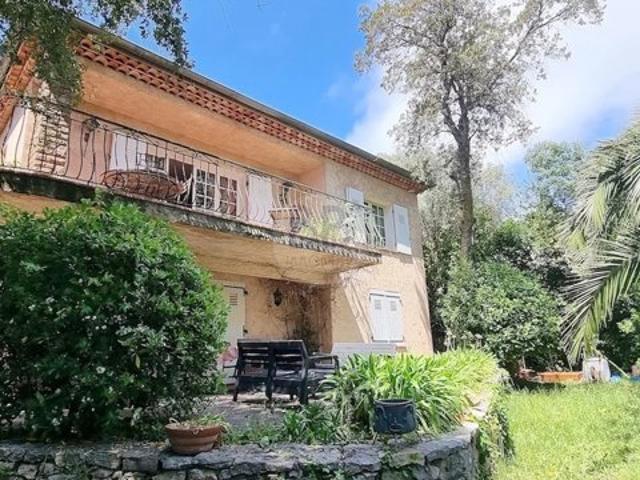 Villa avec deux appartements 165 m2 SAINT RAPHAËL Calm