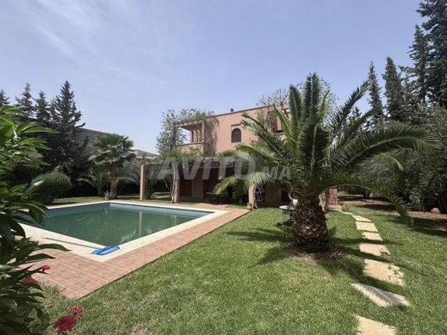 Villa avec hammam et piscine