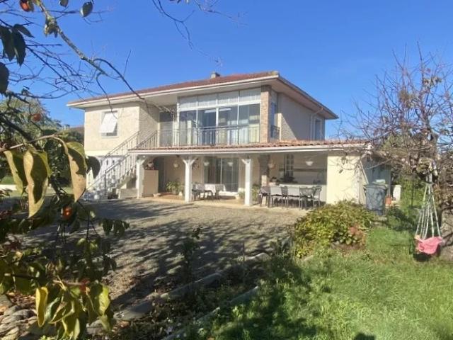 Villa avec jardin