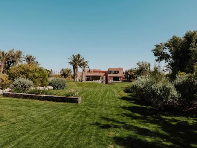Villa avec jardin et terrasse