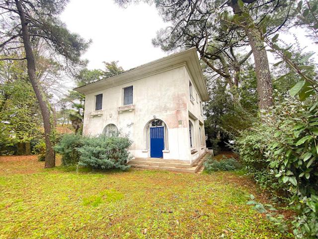 Villa avec jardin et terrasse