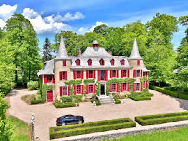 Villa avec jardin et terrasse