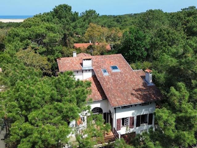 Villa avec jardin et terrasse