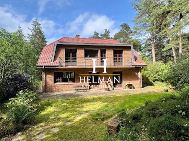 Villa avec jardin et terrasse