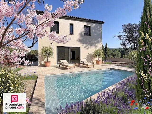 Villa avec jardin et terrasse