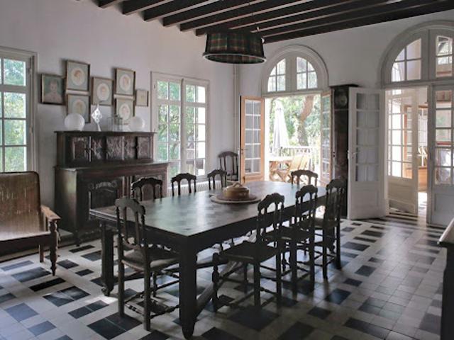 Villa avec jardin et terrasse