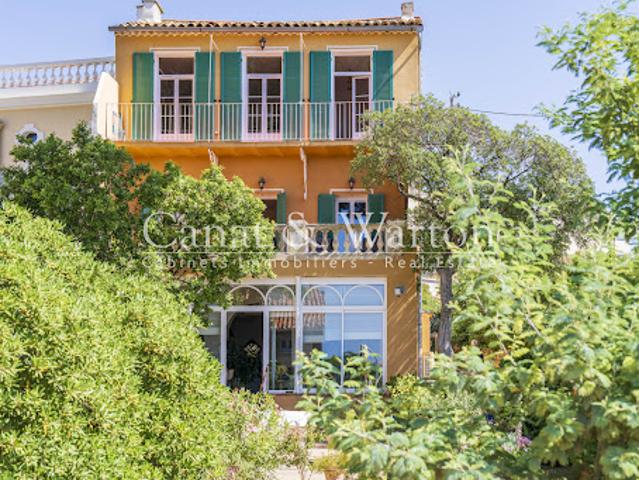 Villa avec jardin et terrasse