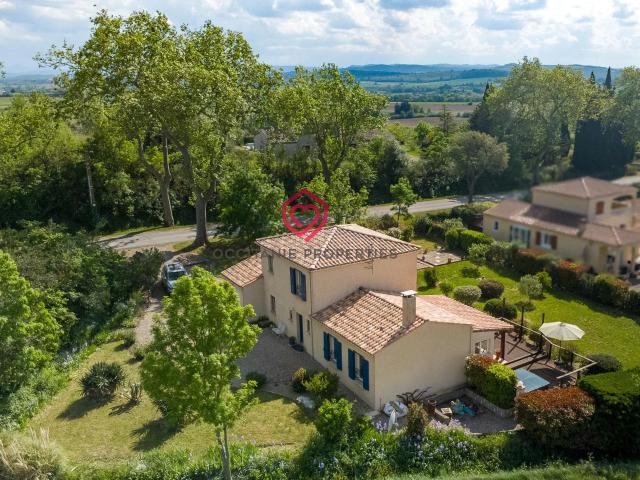 Villa avec jardin et vue panoramique à Cailhau