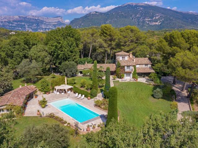 Villa avec piscine