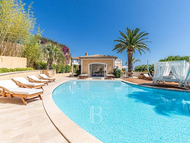 Villa avec piscine