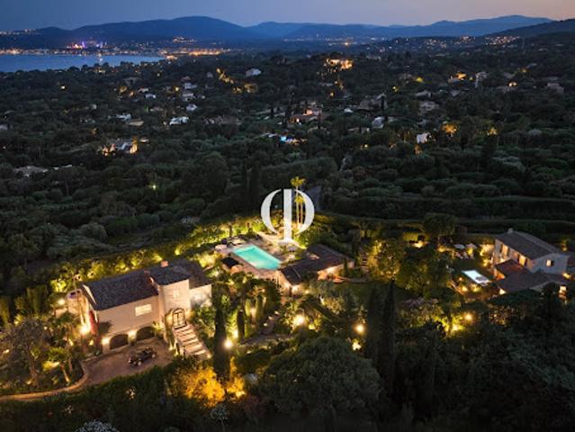 Villa avec piscine