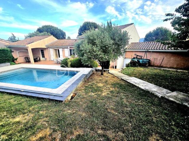Villa avec piscine