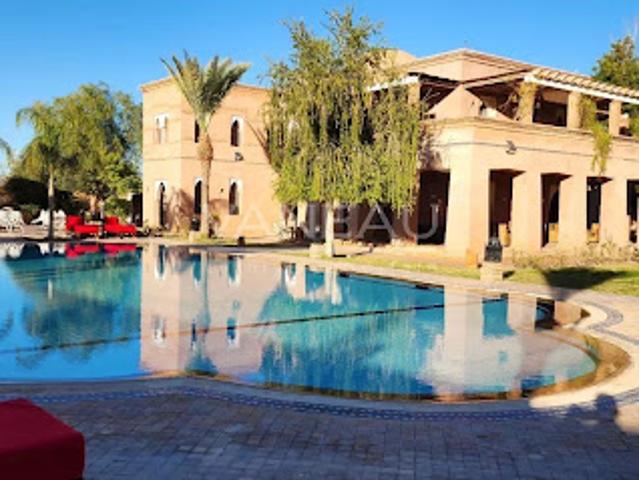 Villa avec piscine
