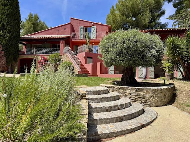 Villa avec piscine