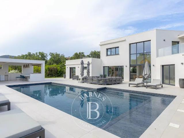 Villa avec piscine