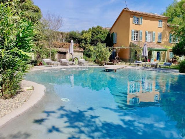 Villa avec piscine