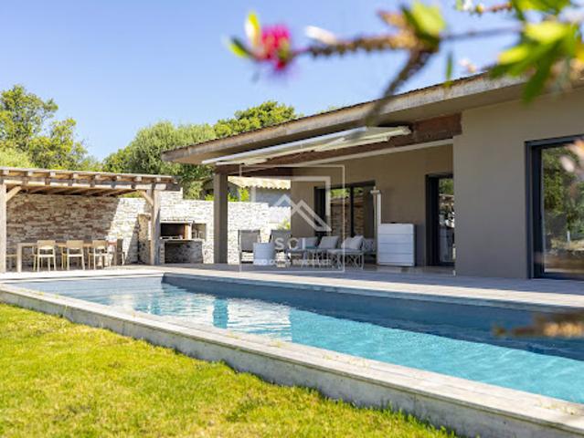 Villa avec piscine
