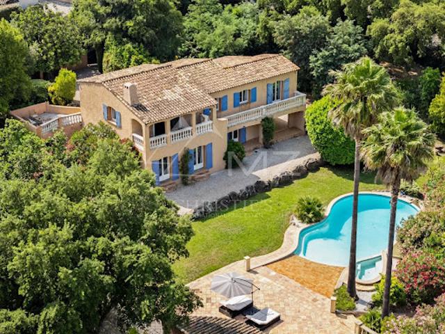 Villa avec piscine