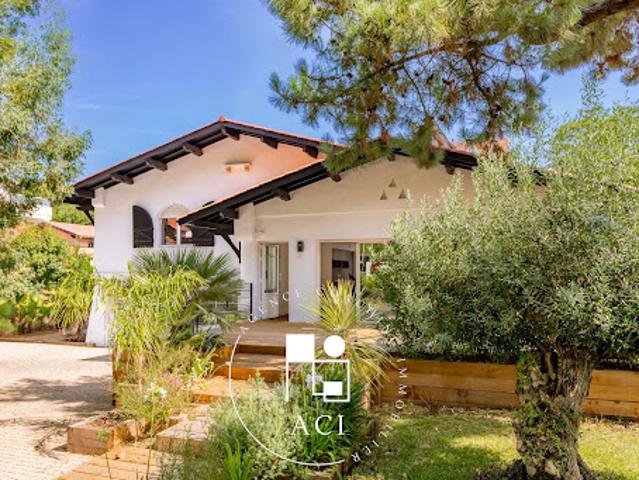 Villa avec piscine