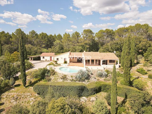 Villa avec piscine