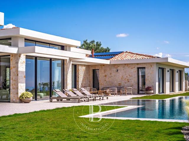 Villa avec piscine