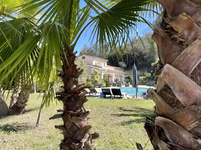 Villa avec piscine