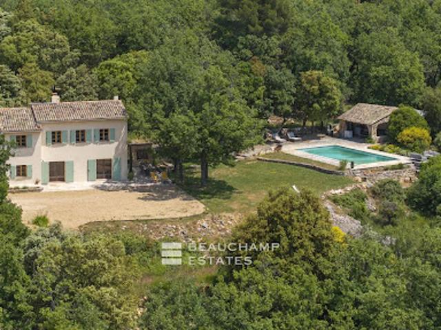 Villa avec piscine