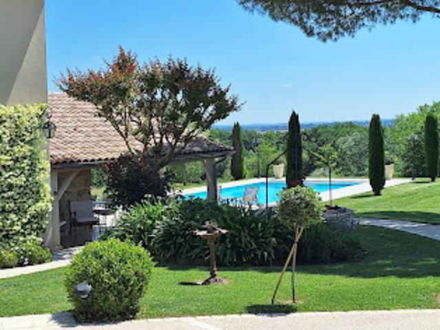 Villa avec piscine
