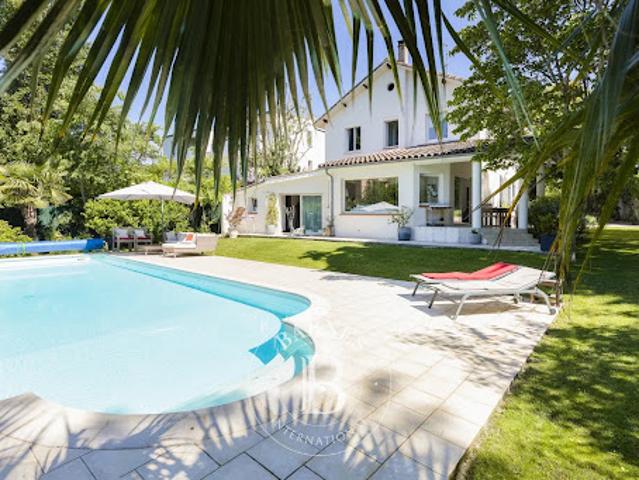 Villa avec piscine