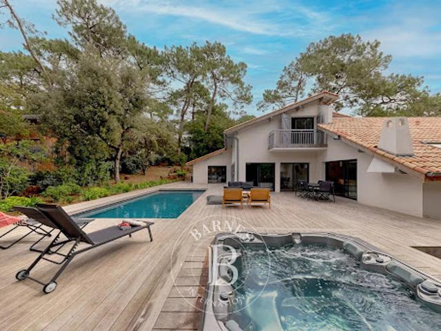 Villa avec piscine