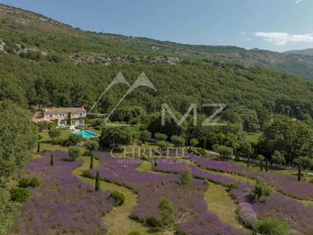 Villa avec piscine