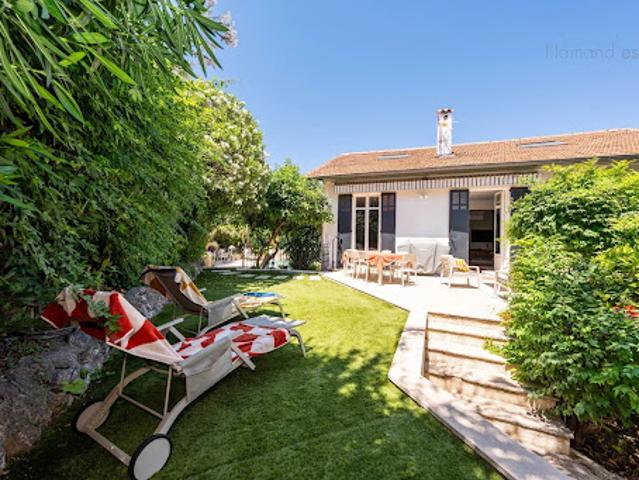 Villa avec piscine