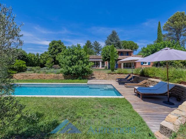 Villa avec piscine