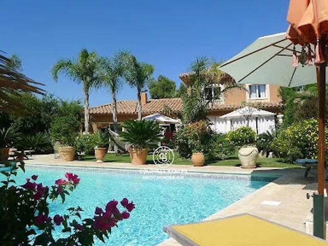 Villa avec piscine