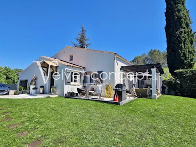 Villa avec piscine