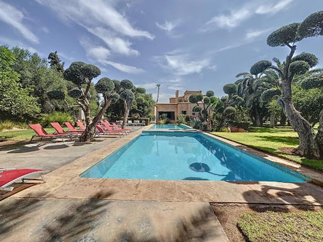 Villa avec piscine