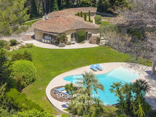 Villa avec piscine