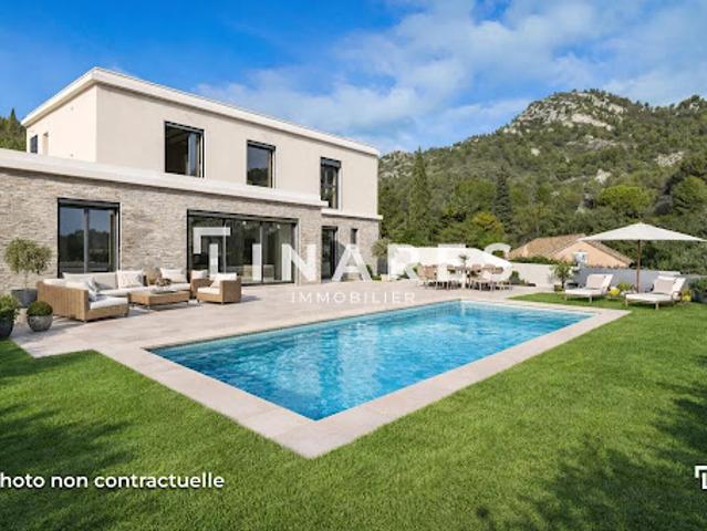 Villa avec piscine