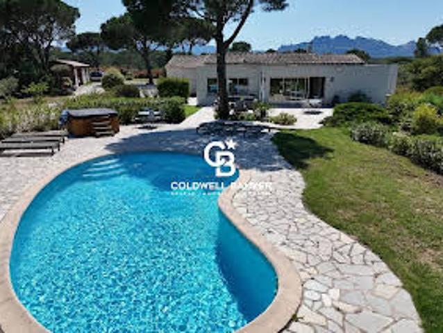 Villa avec piscine