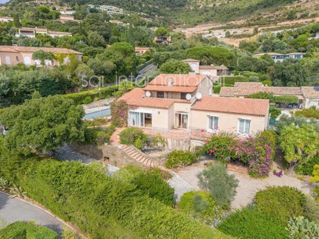 Villa avec piscine