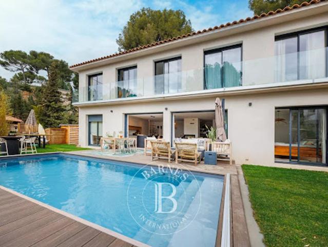 Villa avec piscine